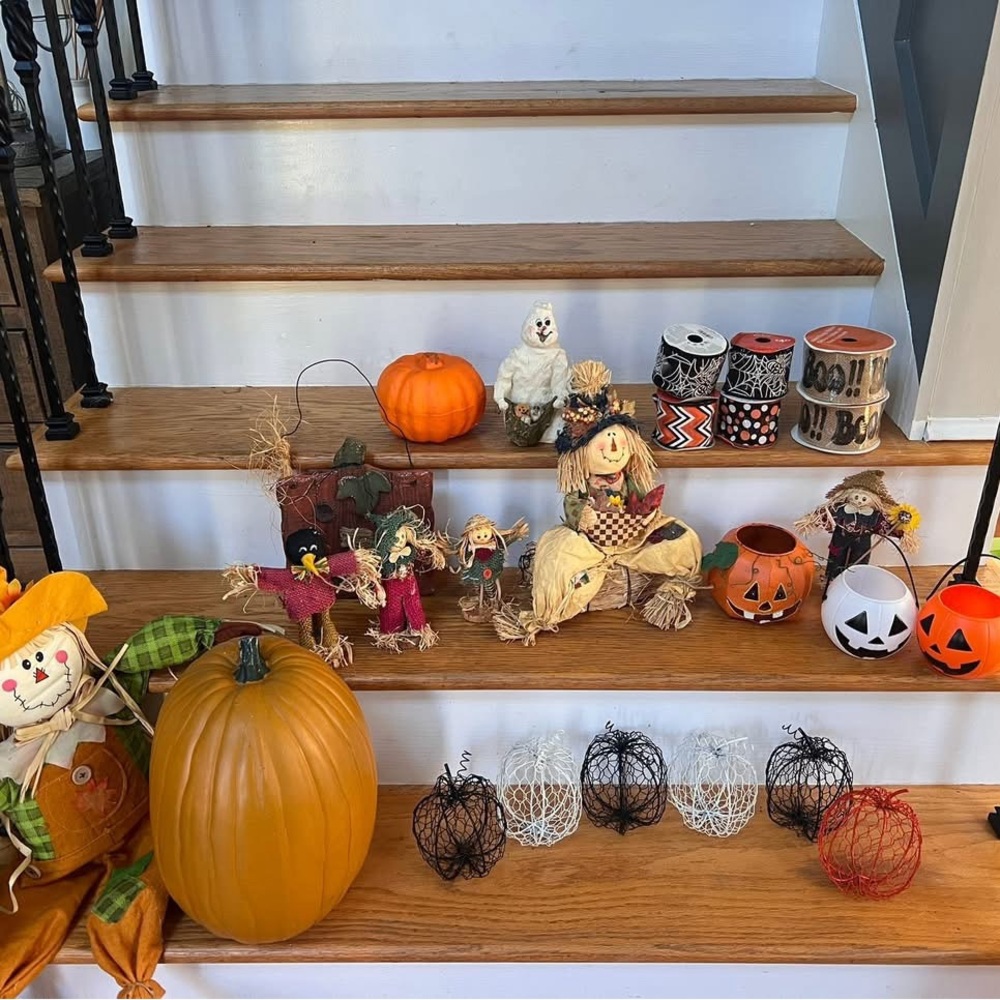 Halloween Pumpkin and Scarecrow Decor Set, Fall Lot